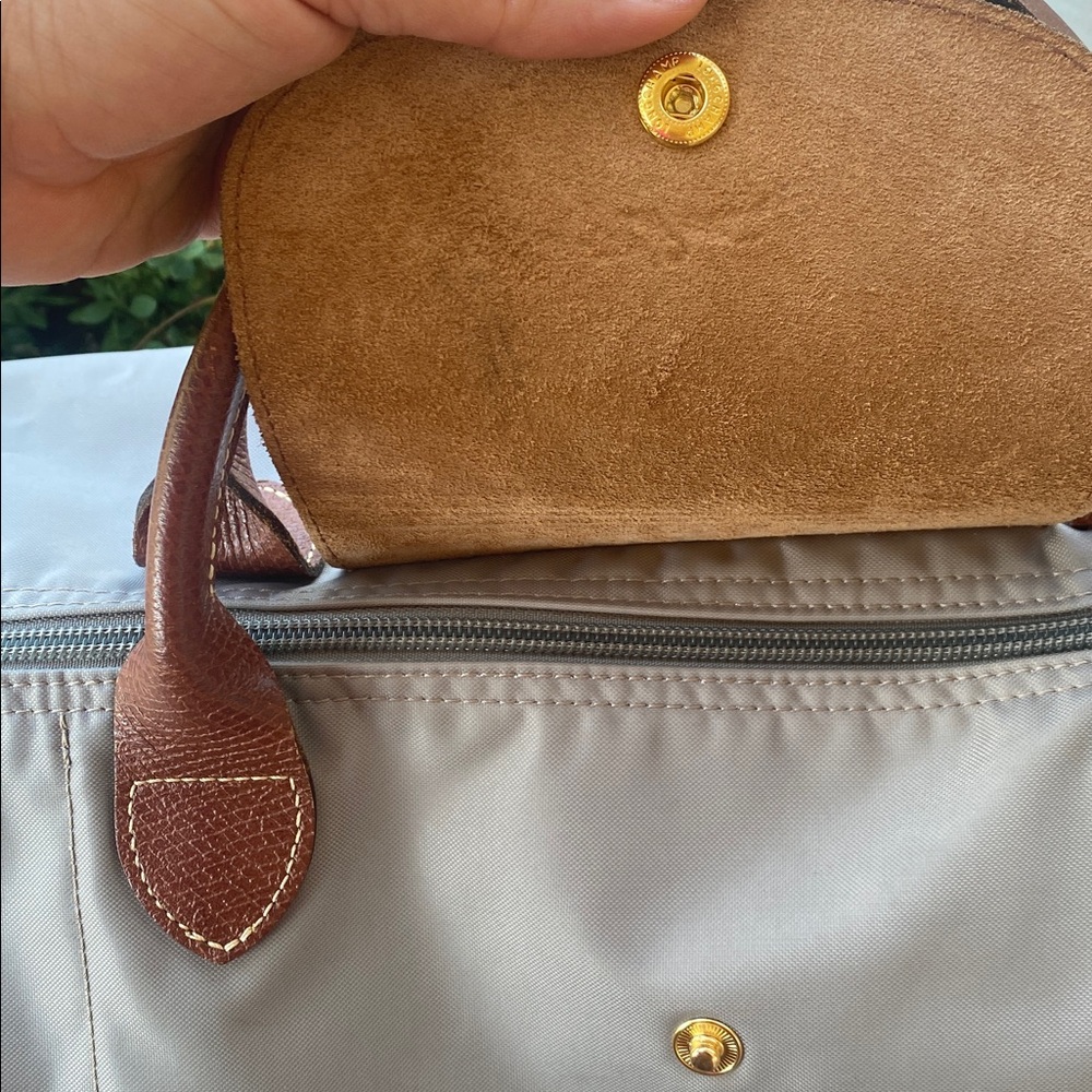Longchamp Gray Tote with Brown Leather Trim - Picture 7 of 9